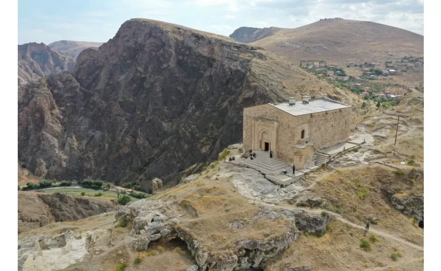 Türk mimarisinin Anadolu’da ki ilk örneklerinden biri, 844 yıldır ayakta