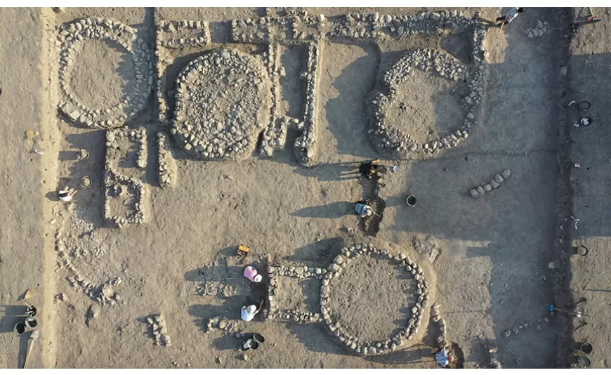 Domuztepe Höyüğü'nde 7 bin 600 yıllık çocuk ve bebek iskeletleri bulundu