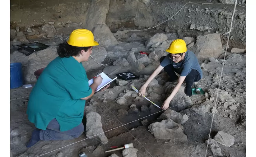 Kahramanmaraş'ta 14.500 Yıllık Mezar Keşfedildi