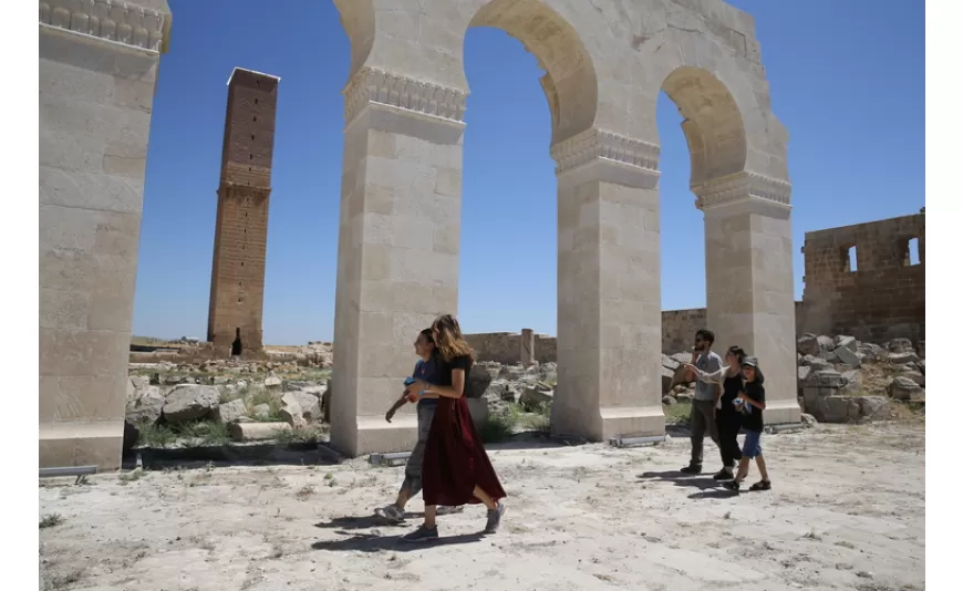 Restorasyonu Tamamlanan Tarihi Harran Ulu Cami Ziyarete Açıldı